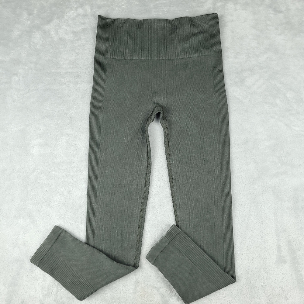 Spanx Seamless Women's Leggins Green Size M Sport Athleisure